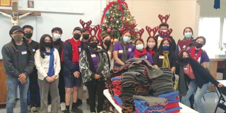 Washington High’s Interact Club made and donated 200 scarves to Andre House in December (photo courtesy of the Glendale Union High School District).