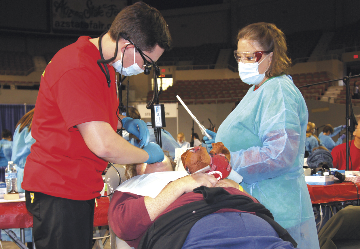 Dentists donate weekend of care