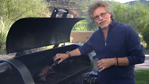 Barbecue master brings book, dinner to Phoenix