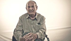 Holocaust survivor shares his experience