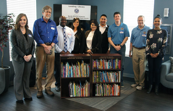 Kiwanis launch library project at apartments