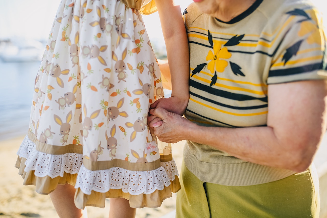 Helping children connect the dots of dementia