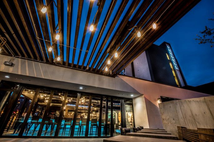 Hotel presents new exhibit
