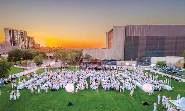 Noche event supports Hance Park