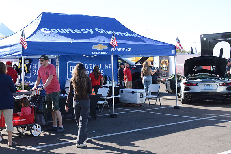 Car dealer raffles engine at Git-Down