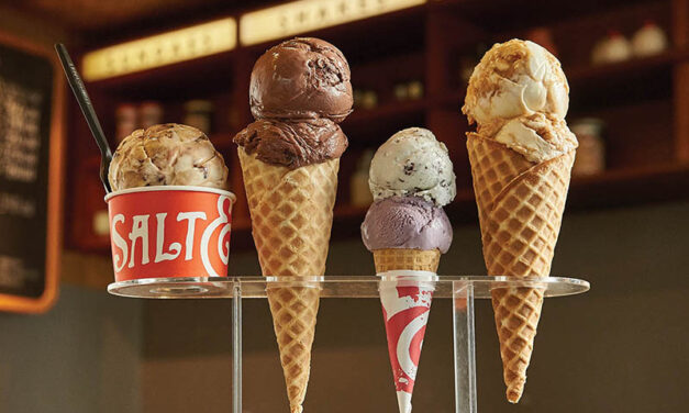 Salt & Straw opens at Uptown Plaza