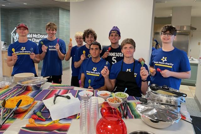 Volunteer group finishes senior project