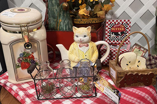 Antique mall set to open in May