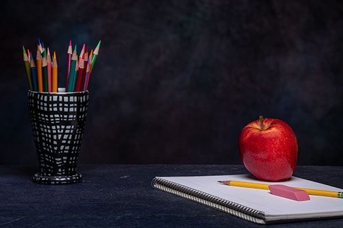 Bookstore hosts ‘Educator’ night